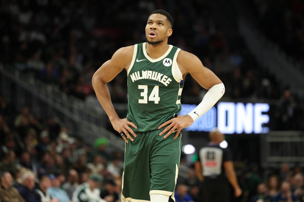 在对阵东莞 在对阵东莞